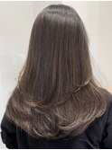 レイヤーカットハイライトショートヘアイルミナカラーオージュア