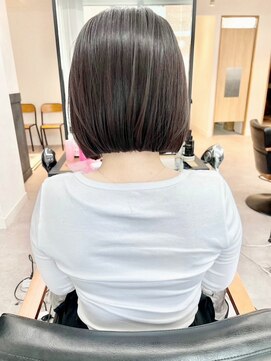 ネオリーブ クーロ(Neolive curro) 小顔タッセルボブ×美髪[ぱつっとボブ/縮毛矯正/横浜韓国]