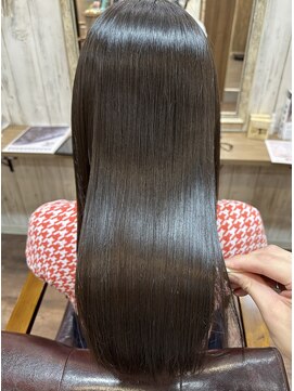 ルアナ 浦和店(Luana) アッシュブラウン×ULTOWAトリートメント