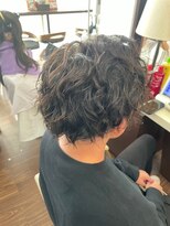 ヘアーショップ エヌアンドエー 幸手店(hairshop N&A)&nbsp;遊びの中に落ち着くスパイラルパーマ×センターパート