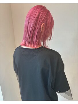 イル(ill) ピンク ブリーチ ダブルカラー トリプルカラー 大須
