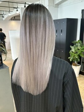 メリー オオサカ(Merly Osaka) ダメージほとんどない！ホワイトバレイヤージュ