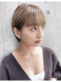 小顔/ショート/美髪/デジタルパーマ/ホワイトグレージュ
