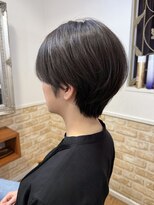 カミケン 黒岩店　kamiken・&nbsp;毛流れしやすいショートヘア【カミケン黒岩店】