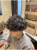 波巻きスパイラルパーマツーブロックショートマッシュ
