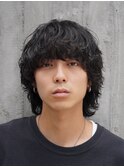 マッシュウルフ×波巻きスパイラルパーマスタイル
