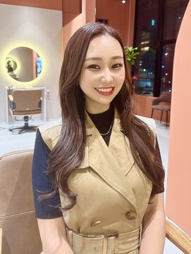 モアナ バイ ラナ 上小田井(MoanA BY LANA) デザインカラー/レイヤーカット/ウェットヘア/グレージュ