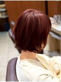 ツヤレッド×ショートボブ