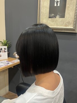 アルター(aL ter) 前下がりボブ［暗めカラー/グランマッシュ/デザイン］長野歌穂