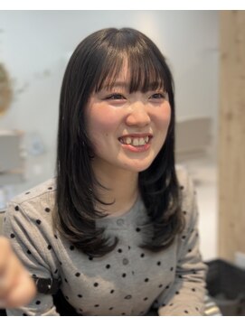 ウチコ 平尾店(u.chi.ko_si) レイヤーカットとオリーブグレージュ