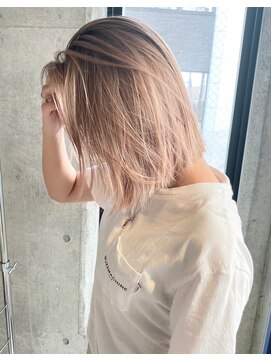 ツキ 横浜店(tuki) 横浜で叶えるホワイトブロンドロング