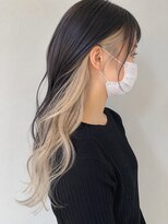 ヘリア(HELIA) インナーカラー×ブロンド
