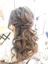ロカット サロン(Roquat Salon)&nbsp;ミディハーフアップアレンジ【ヘアアレンジ　立川/立川南口】