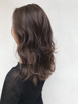 フロート 小阪店(float) アッシュグレー_マニッシュショート,ネイビー,フレンチボブ