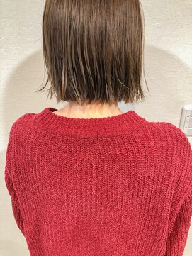 コマド(Comado) 【冬スタイル★Check★】#うしろ姿可愛いボブ「プツっと」