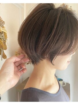 クルミ(kurumi) 何歳でも誰でもかわいくなるショートとボブのあいだ