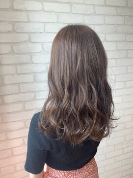 バブルス 本川越店(BUBBLES) 大人かわいいヌーディーベージュ♪