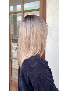 ノルン(norn.) ホワイトカラー/ホワイトブリーチ/ホワイトミルクティー