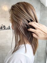 エムドットヘアーサロン(M. hair salon) 明るめカラーのかきあげハイライト♪