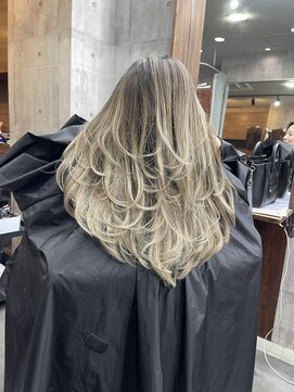 ラフ(LAFF) #バレイヤージュ#グレージュカラー#ボブウルフ#ココアベージュ