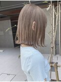 ミルクティーベージュぷつっとボブケアブリーチ
