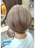 ミルキーベージュ　ショートボブ