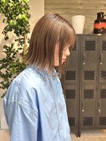ヲタク(wotaku.)&nbsp;ベージュカラーハイトーンダブルカラーケアブリーチきりっぱなし