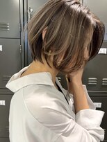 トルネード(TORNADO) Foreign-Inspired Highlights × Short Bob layer A0119