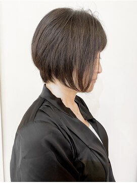 モリオ フロム ロンドン 成増店 【morio成増/一戸】大人かわいい前下がりショートボブ