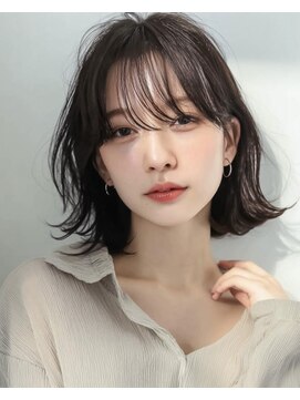 オンク 新宿(onk) 黒髪/グレーベージュ/レイヤーロング/前髪パーマ[新宿駅]