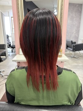 トゥーレ(Tule) 赤×黒でカッコ可愛いアンブレラカラー