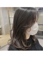 ベラ 自由が丘(BELLA)&nbsp;顔まわりレイヤー×地毛風透明感カラー