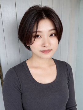 ルトワフクロマチ(Lutowa Fukuromachi) ハッシュカット/グレージュ/デザインカラー/袋町・本道