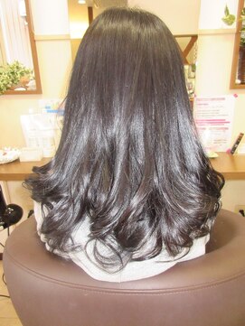 コアフィールフィス(COIFFURE fils) M3D×黒染め＊学生さんにも☆ミ