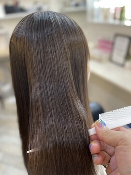 ビーカルム(美calm) 艶トリートメント&縮毛矯正