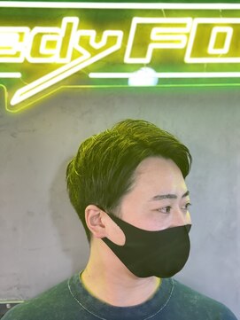 グリーディーフォックス 代々木(Greedy FOX) かき上げヘア/サイドパート/韓国マッシュ/フェードカット/代々木