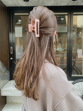 コフィー バイ メルト 吉祥寺(cofy by melt) 【中澤彩乃】ハイトーンミルクベージュケアブリーチレイヤー前髪