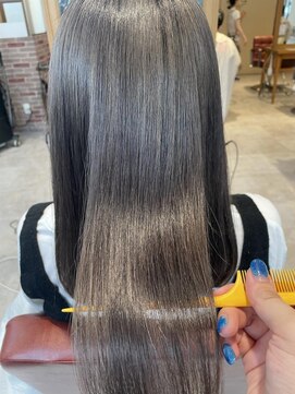 ルシュカイチマルニ(Rasca102) ♪Rasca☆艶髪グレージュ