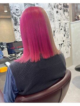 ヲタクに美容室は難しい。 パッションピンク×ホワイトベージュ