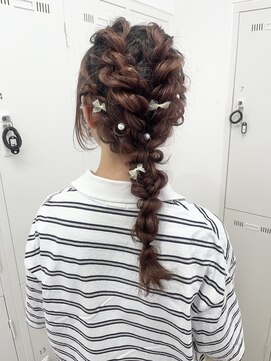 アッシュ 下北沢店(Ash) ふわふわ編みおろしヘアアレンジ