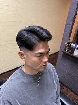 ヘア リーフ(Hair Leaf) ローフェード