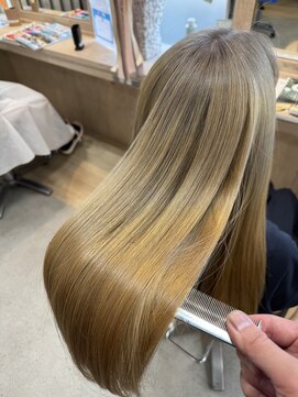 ラディシュ さがみ野(RADISH) 20代30代髪質改善メテオカラー透明感ミルクティーベージュ秋カラ