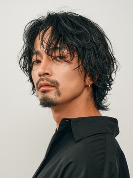 フィフス(fifth) 原宿緩め無造作シャドウパーマセンターパートウルフ刈り上げ30代