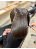 暗髪メテオカラー◎艶髪ボブで冬の透明感ミディ