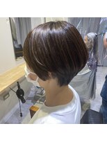 リタ(rita.) 小顔ショートボブ◎荻原圭介