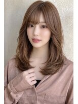 プラチナ(PLATINA) 薄め前髪ベージュレイヤーカットハッシュカットサイドバング