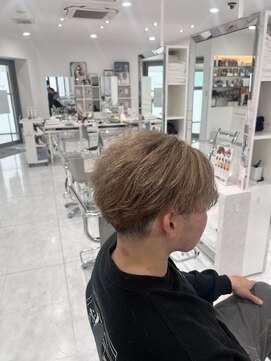 ニューヨークニューヨーク 松井山手店(NYNY) ミルクティーベージュ