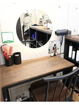 ヴォアール 久我山(VOIR)の写真/【久我山1分】白髪染め専門店ならではの高品質な技術を低価格でご提供するので、いつでもキレイなあなたに*
