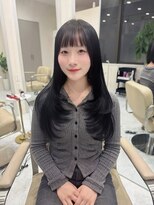 ノエラ(NOELA) お洒落な人は皆顔周りレイヤー入れてます!