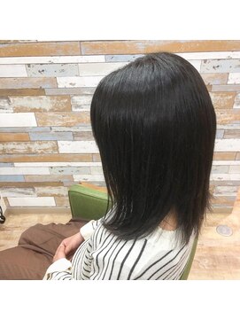 ハウオリ ヘアーワークス(Hauoli hair works) ツヤツヤ収まりストレート